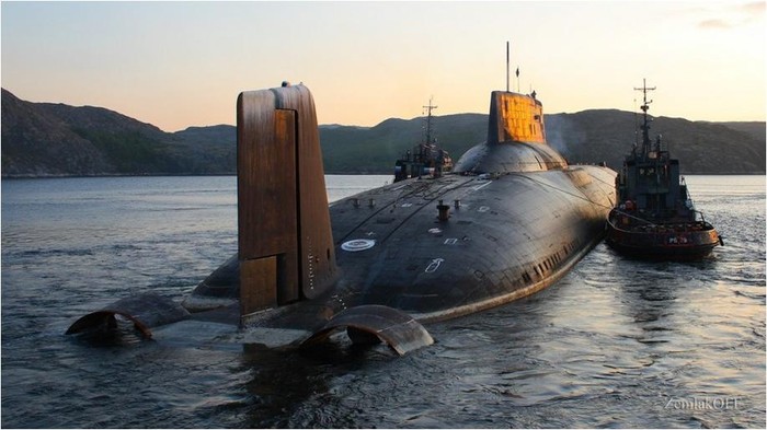 Tàu ngầm nguyên tử K-132 Irkuts lớp Oscar II thường xuyên đón các vị khách Hải mã đến thăm